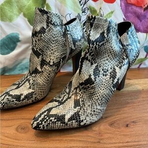 Franco Sarto booties